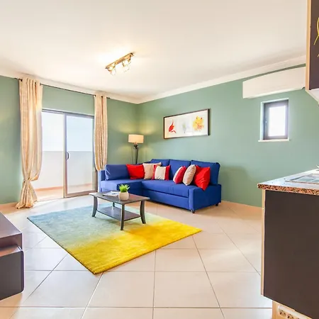 度假居 Thai By Algarve Vacation