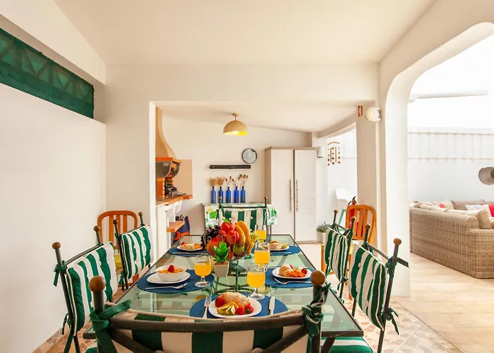 Thai By Algarve Vacation * Албуфейра