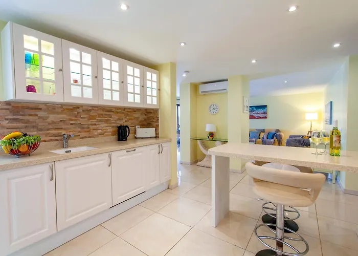 Thai By Algarve Vacation * Албуфейра