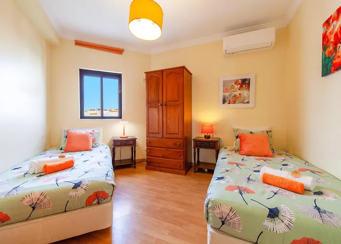 Thai By Algarve Vacation *