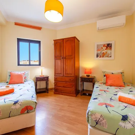 Thai By Algarve Vacation *